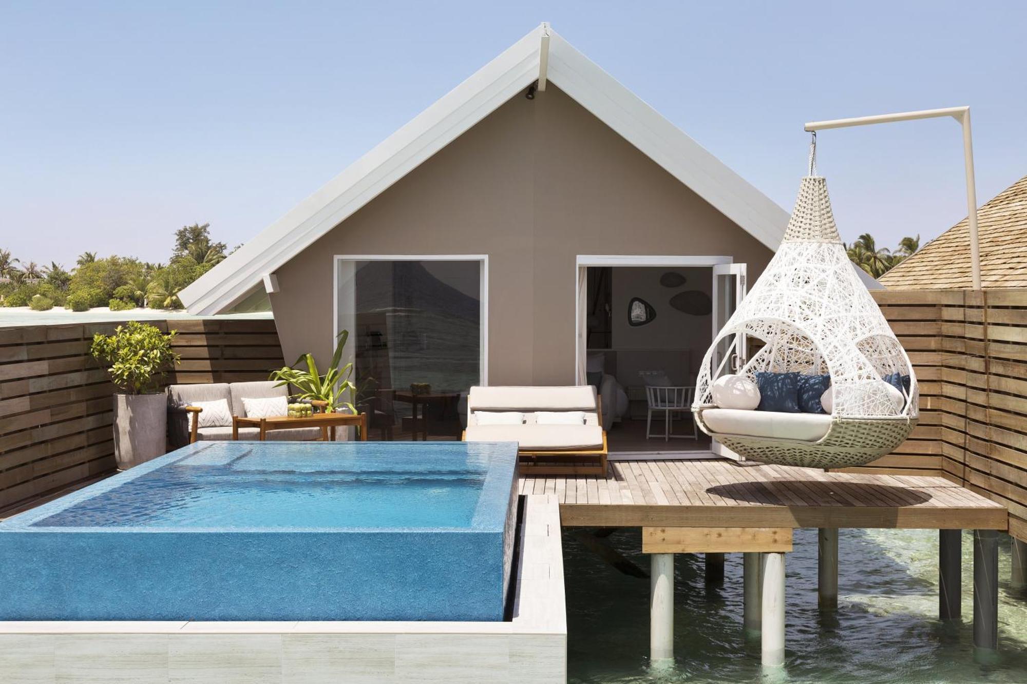 Overwater Infinity Pool Villa,370690138:JPEG
